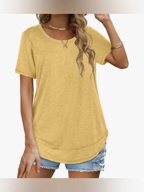 Women’s Short-Sleeve Tunic Top in Mustard Curved Hem•Size XL